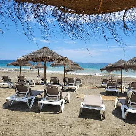 Apartment Beachfront 3 Bed *