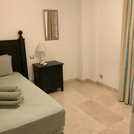 Beachfront 3 Bed *