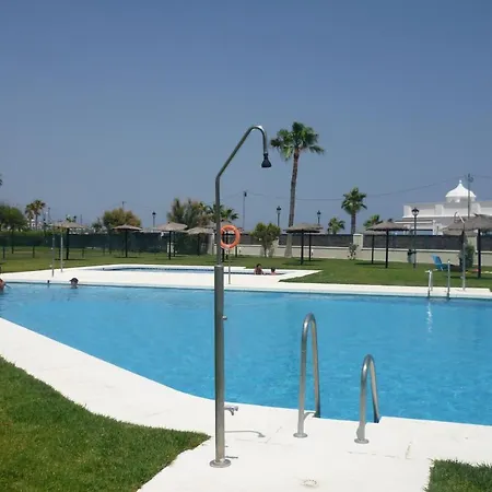 Lägenhet Beachfront 3 Bed San Luis de Sabinillas